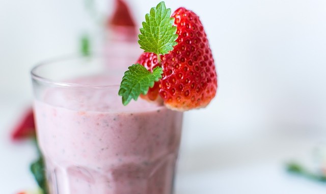 milkshake-1021027_640